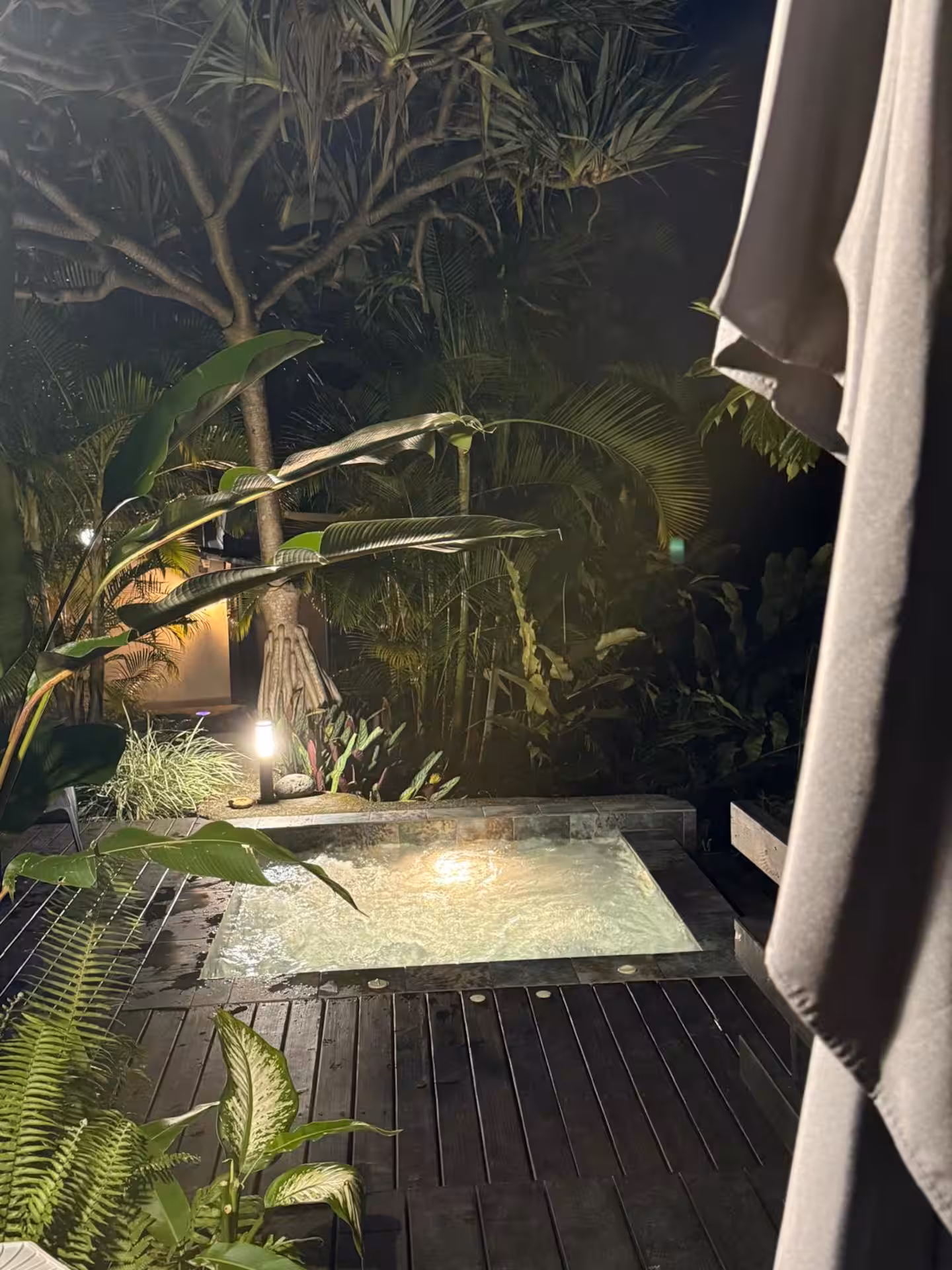 Jacuzzi de nuit